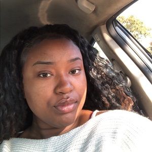 Meet your Posher, Amiya